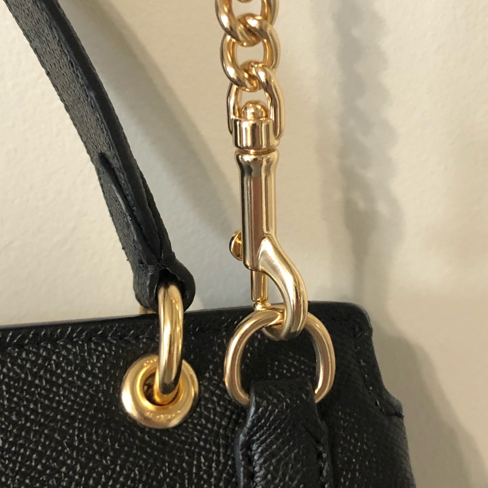 Coach Avary black crossgrain leather crossbody - Picture 3 of 12